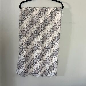 Japna Black and White Snake Print Pencil Skirt